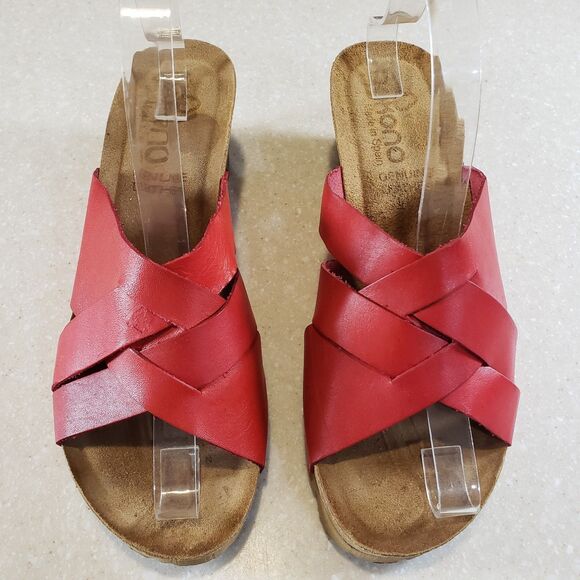 Yokono Women's Red Leather Wedge Platform Sandals Size 9 Cross Strap Slides VGC - Picture 2 of 8